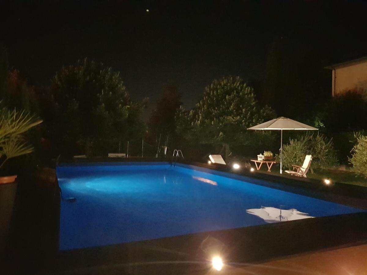 Il Casale Apartment ลุคคา ภายนอก รูปภาพ