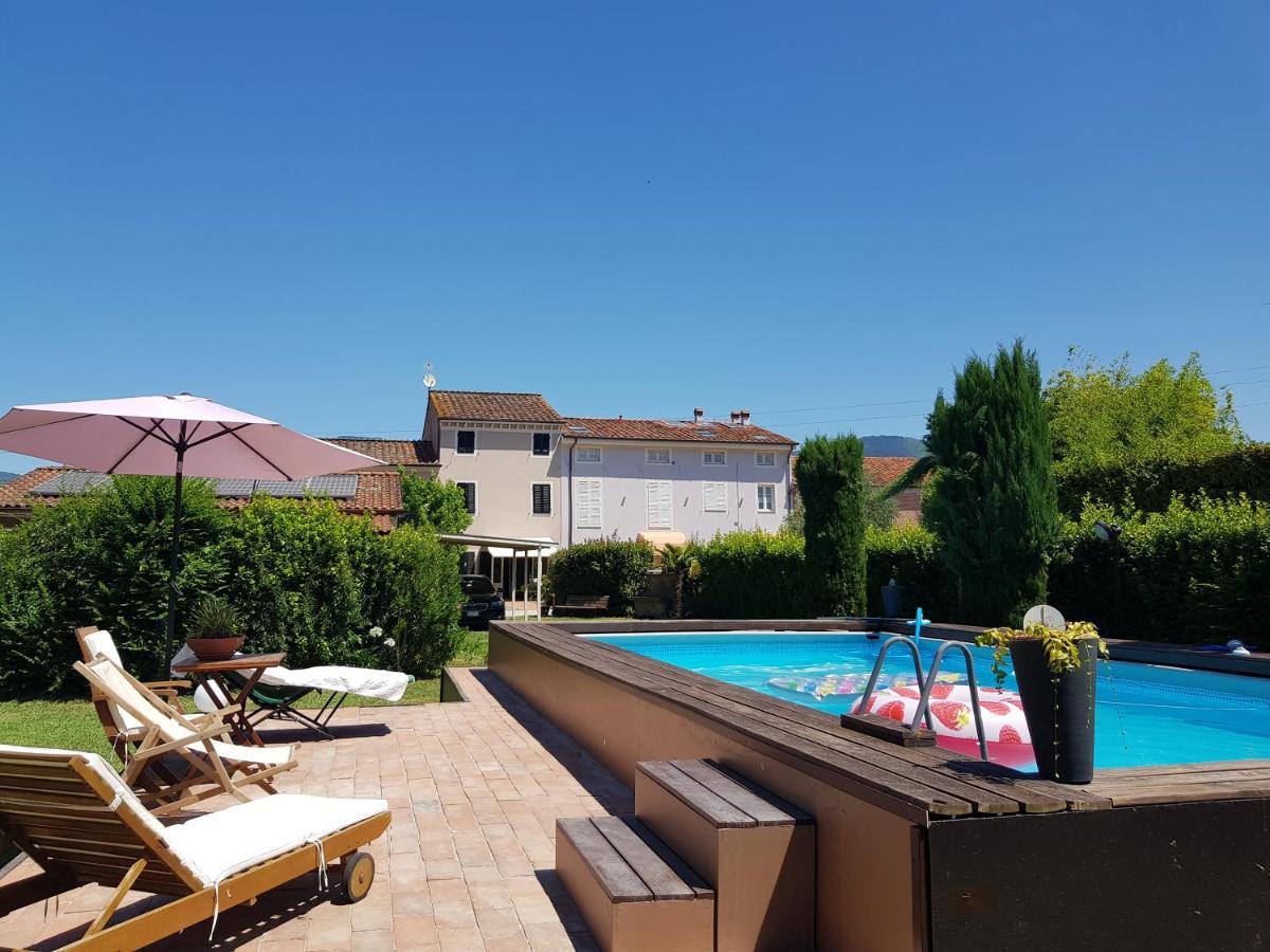 Il Casale Apartment ลุคคา ภายนอก รูปภาพ